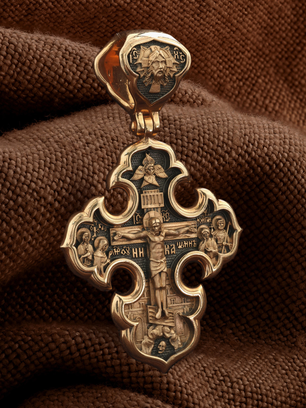 Крест из золота