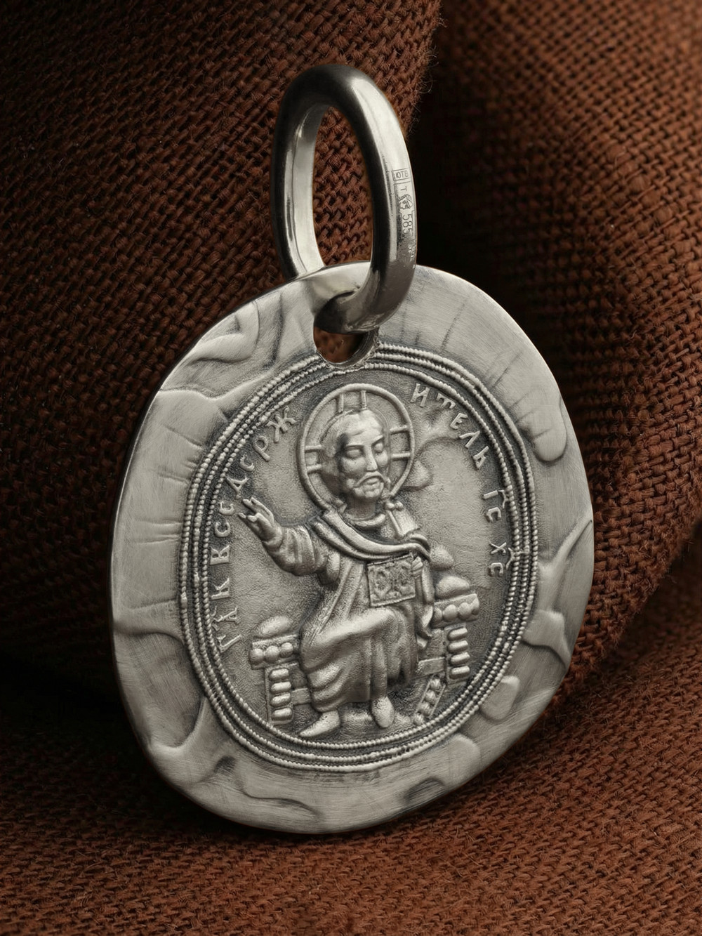 Образок из белого золота