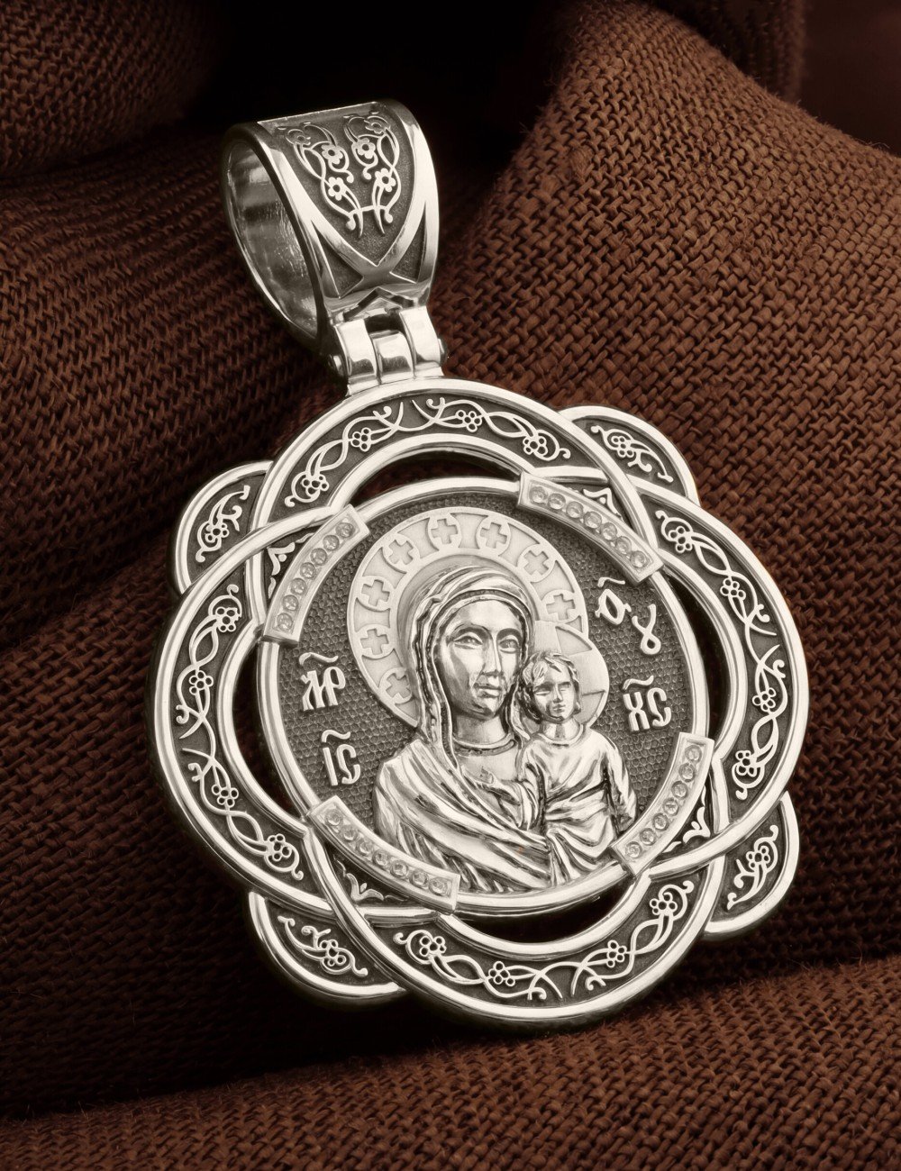 Образок из белого золота