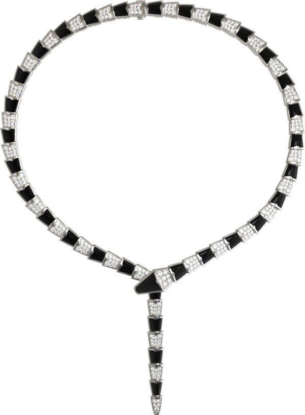 Колье из белого золота 585 пробы c бриллиантами и ониксом