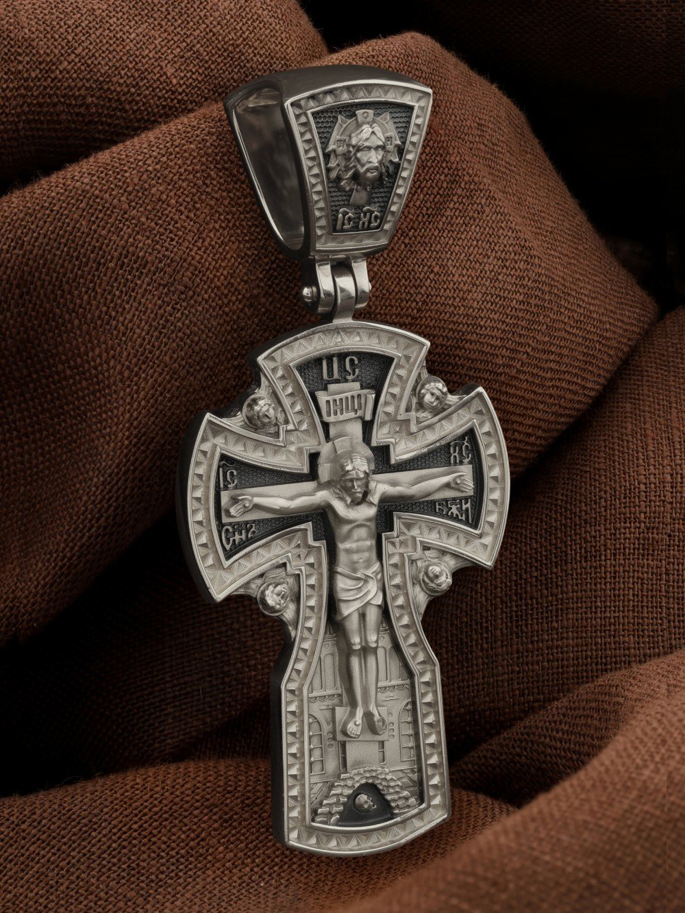 Крест из белого золота