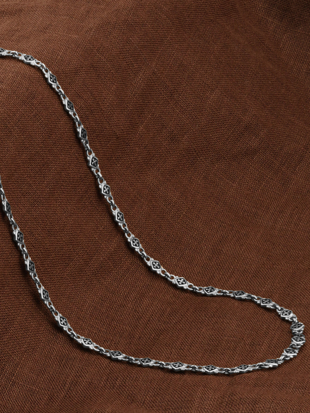 Цепь из белого золота