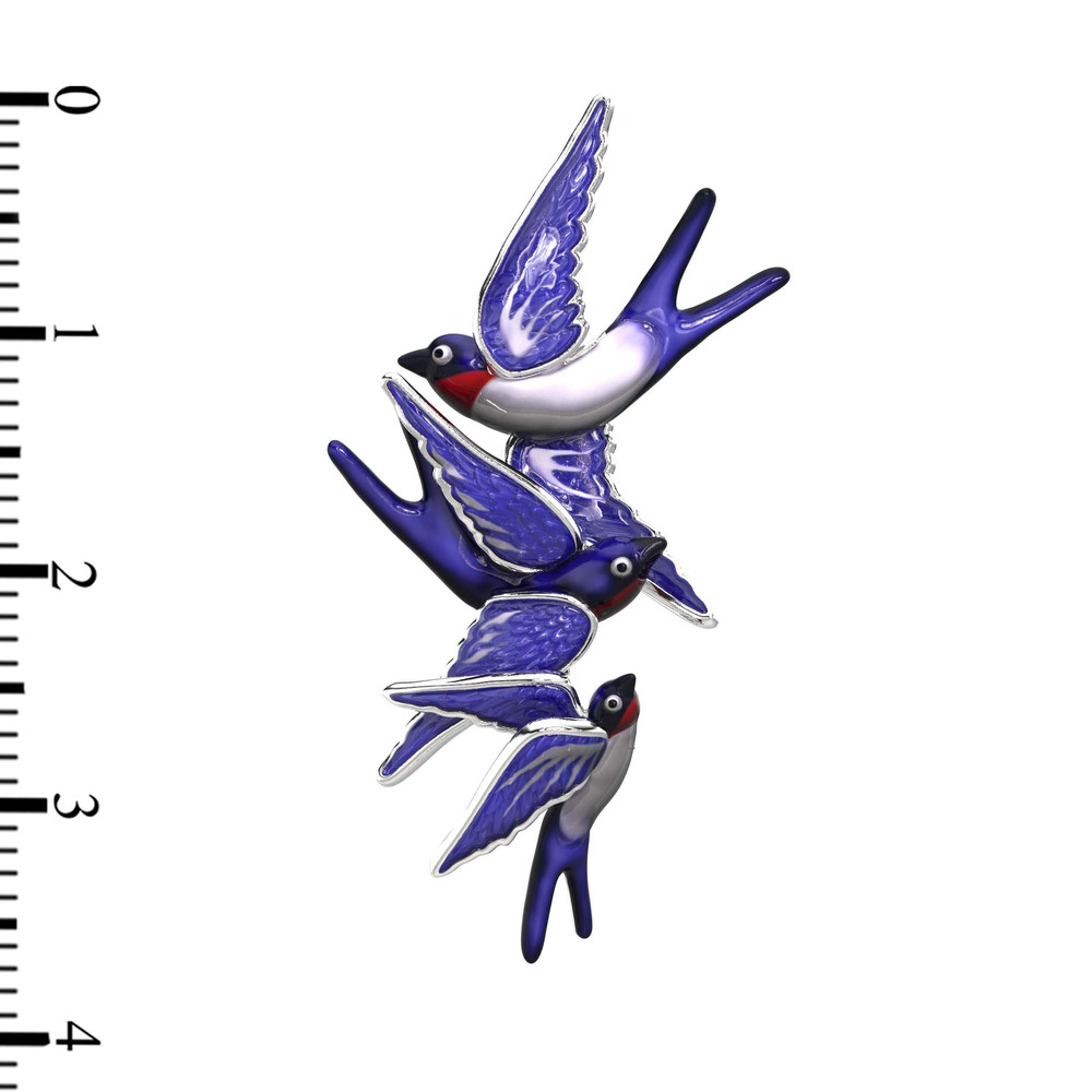 Брошь из белого золота c эмалью