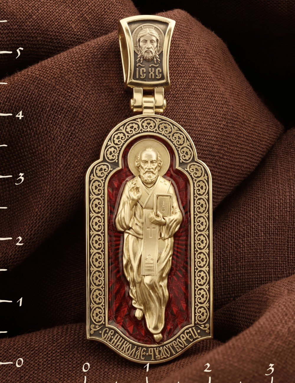 Образок из лимонного золота c эмалью