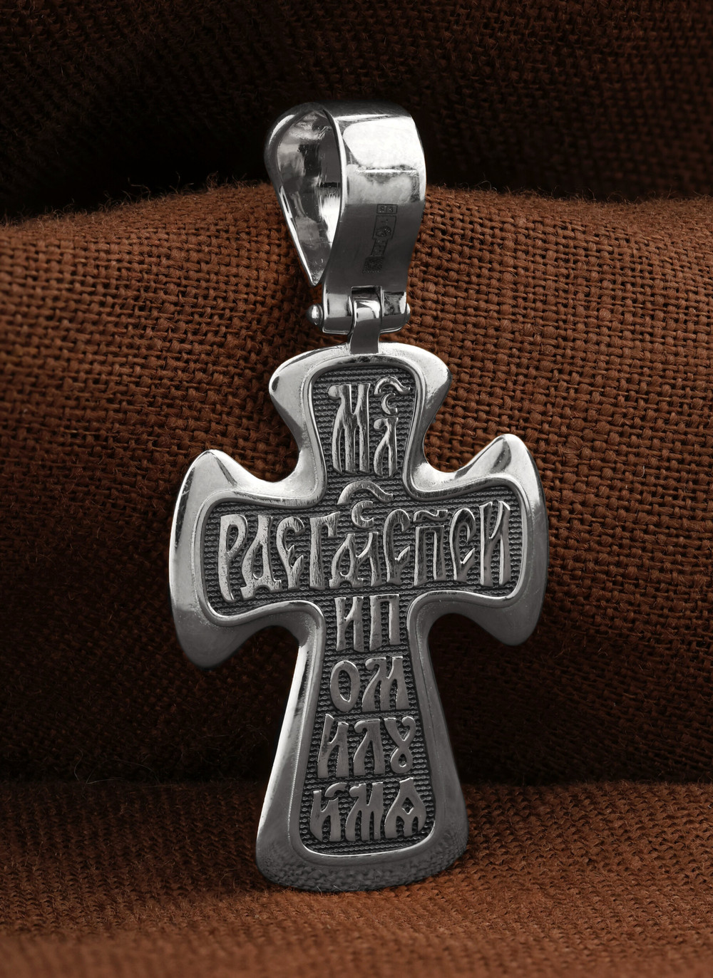 Крест из белого золота