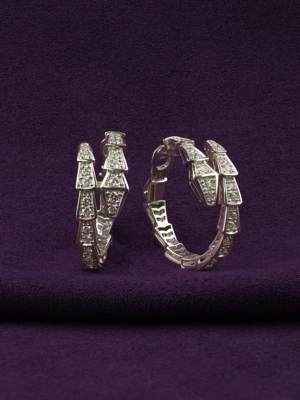 Серьги из белого золота c бриллиантами