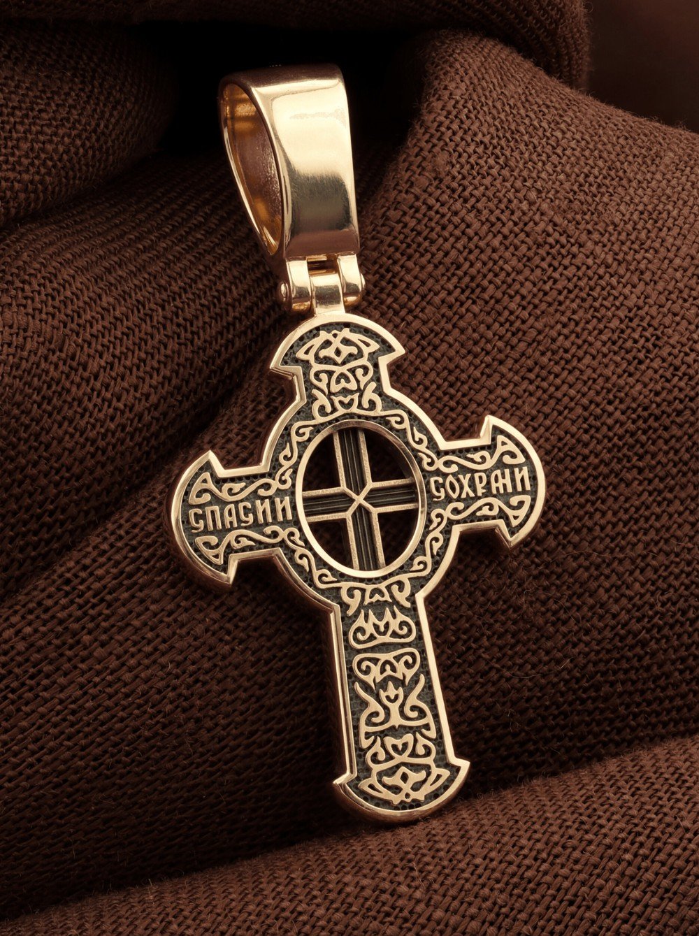 Крест из золота