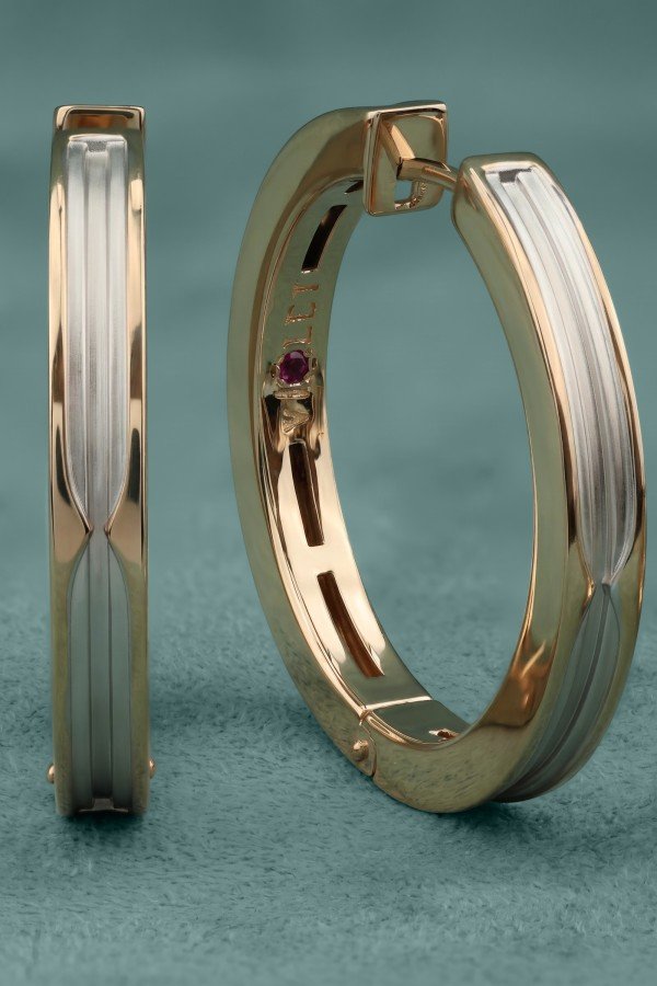 Серьги из золота c рубином