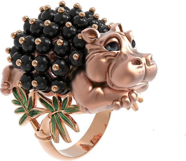 Кольцо из золота c эмалью и ониксом