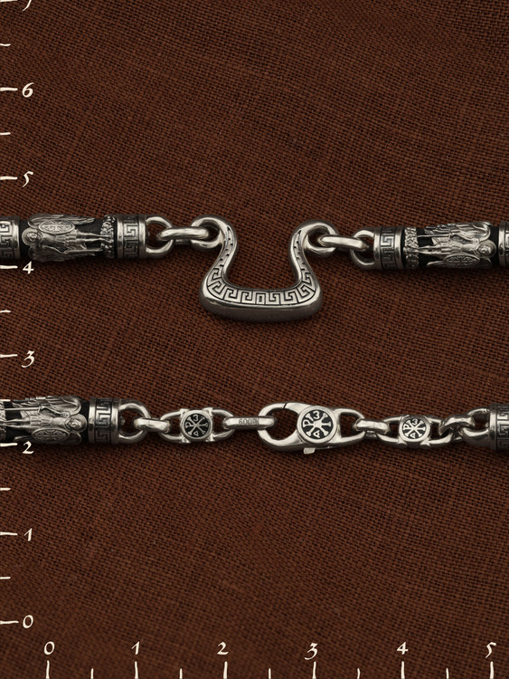 Цепь из белого золота c эмалью и эбеновым деревом