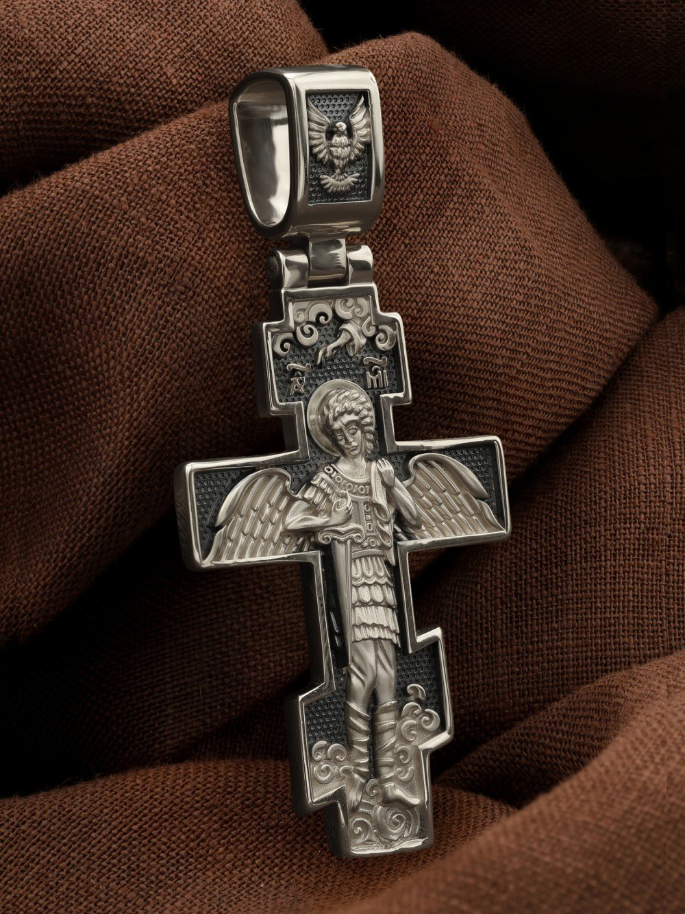 Крест из белого золота