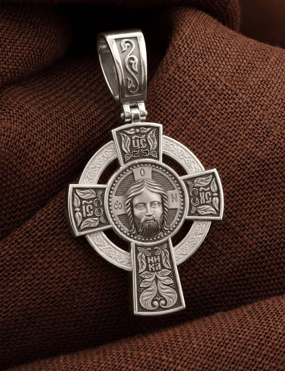 Крест из белого золота 585 пробы