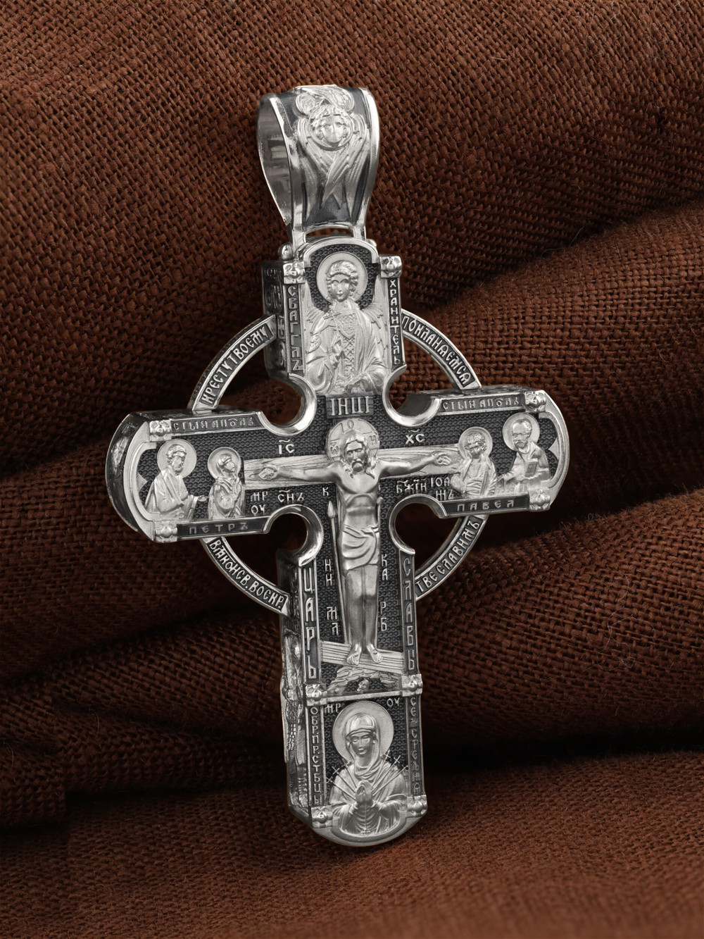 Крест из белого золота