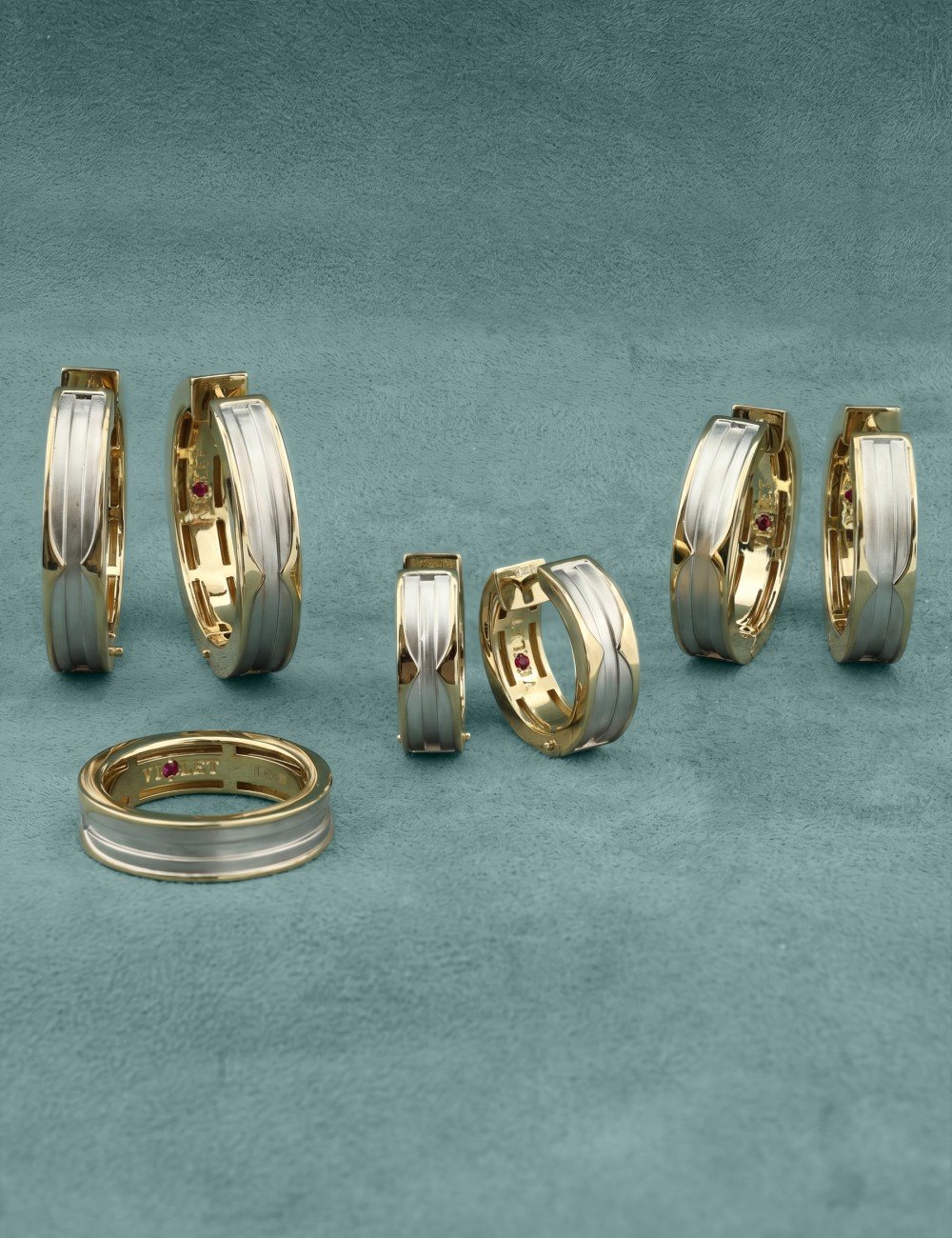 Серьги из лимонного золота c рубином