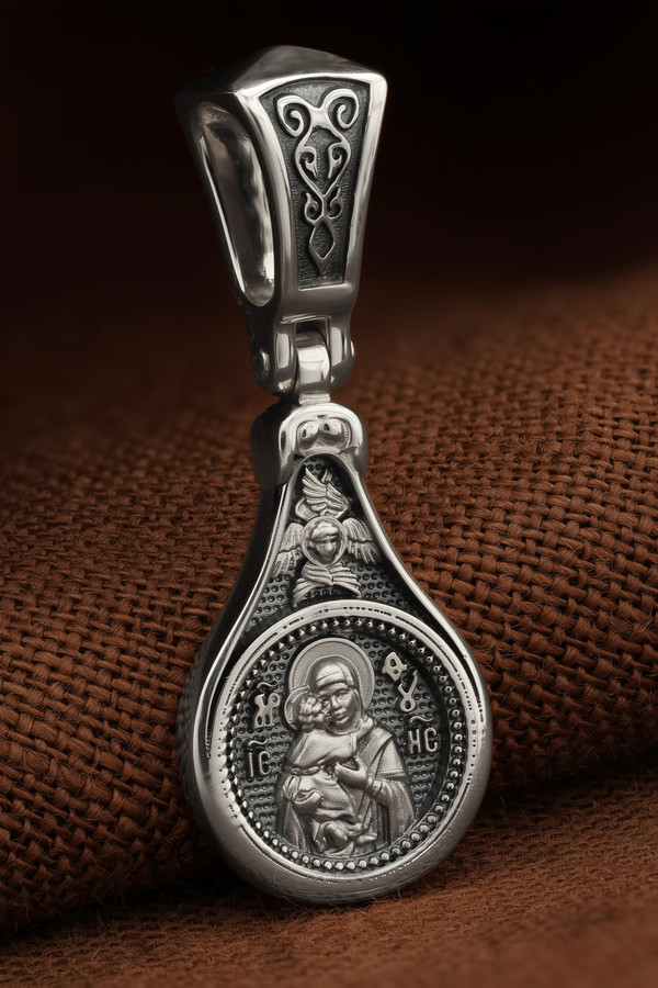 Образок из белого золота