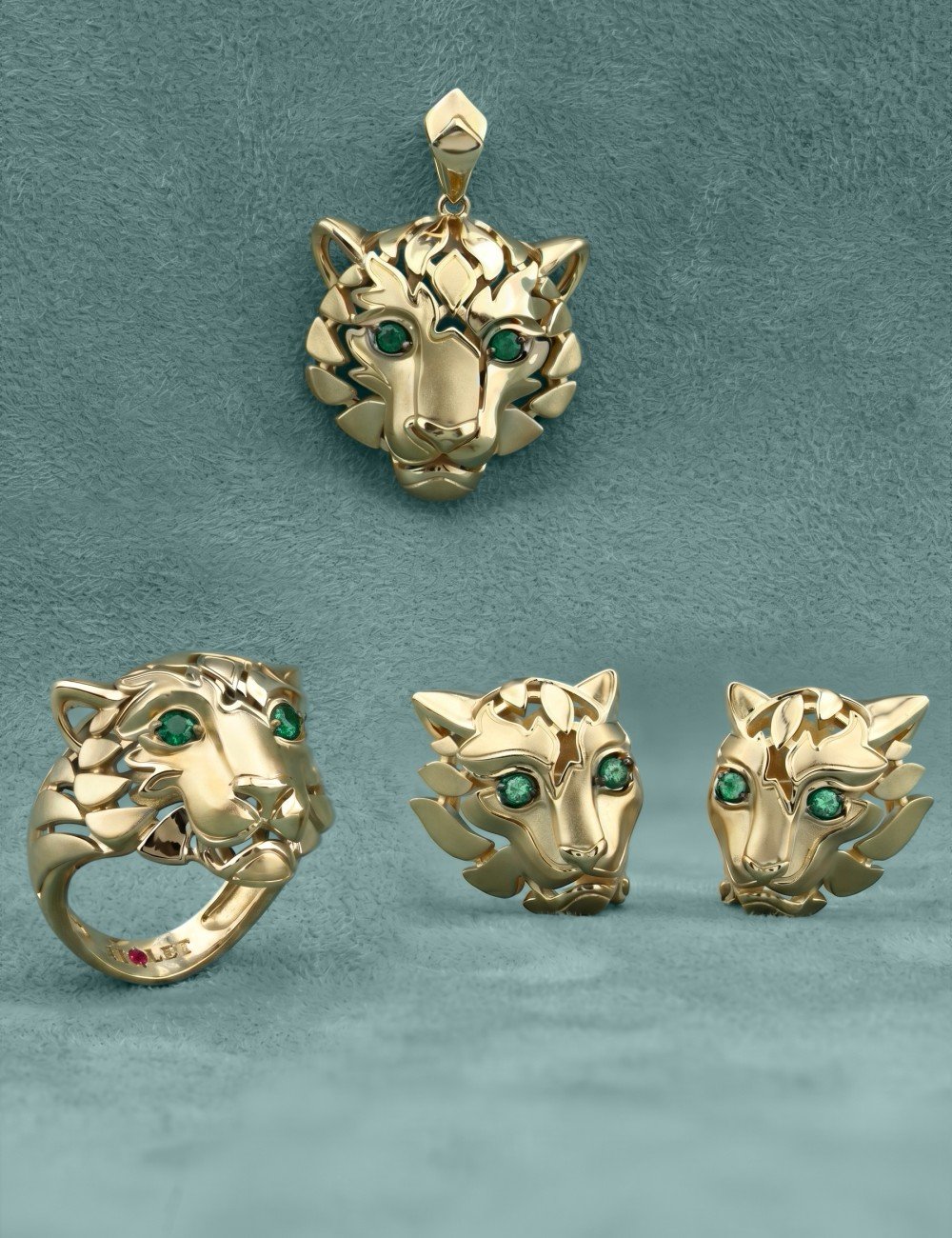 Подвеска из лимонного золота c изумрудом