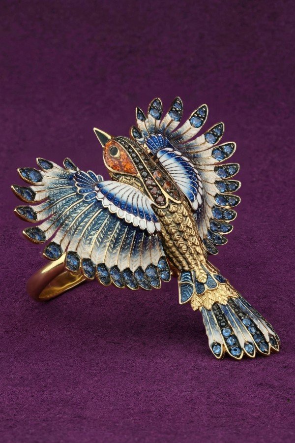 Кольцо из лимонного золота 585 пробы c эмалью и фианитом