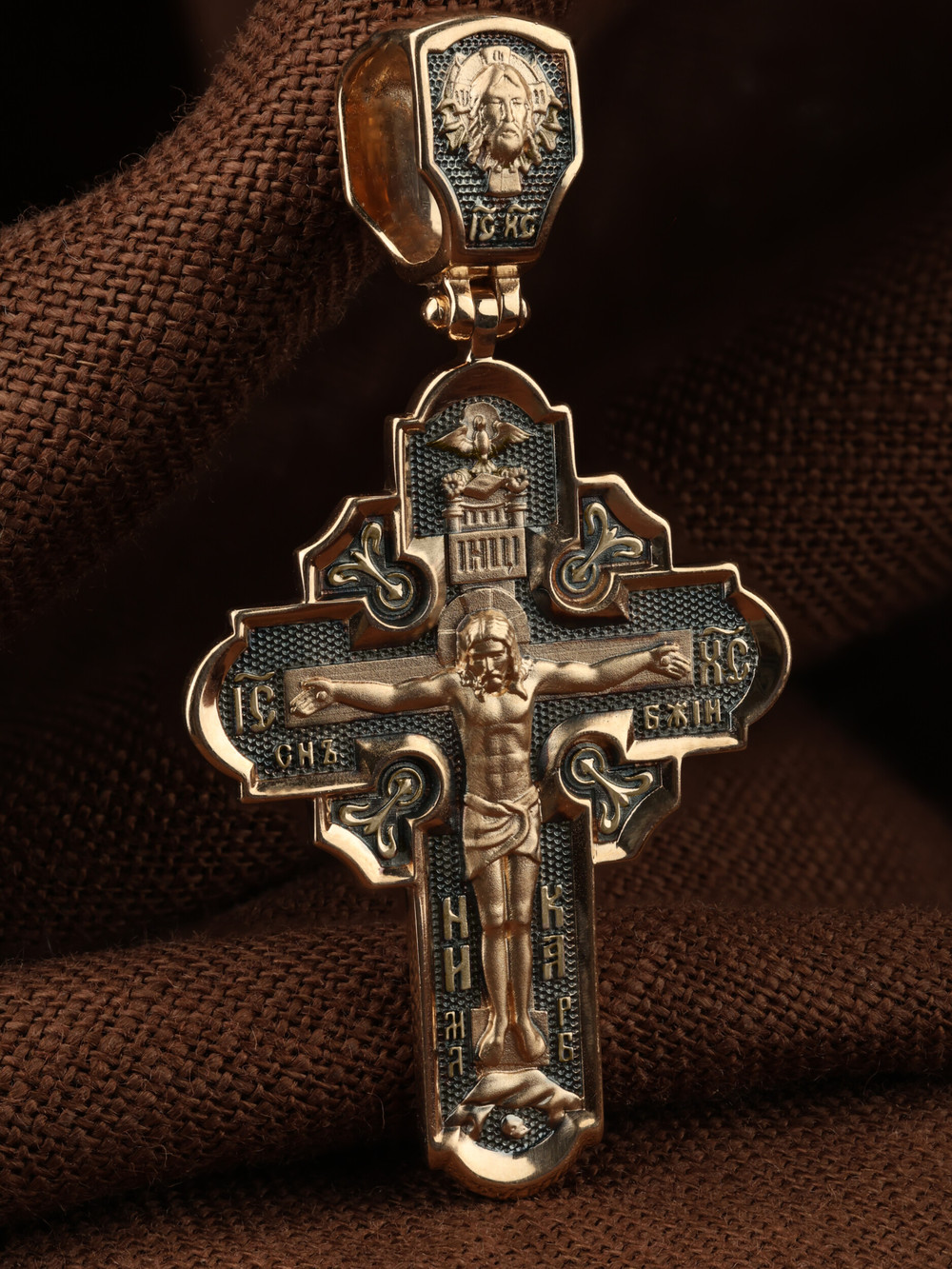 Крест из золота