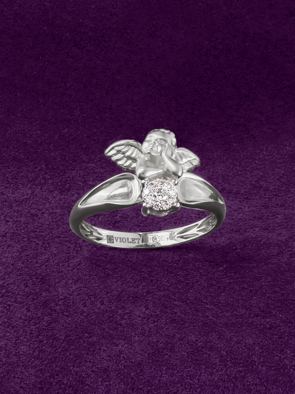 Кольцо из белого золота c бриллиантами