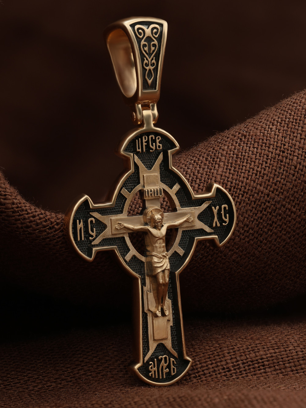 Крест из золота