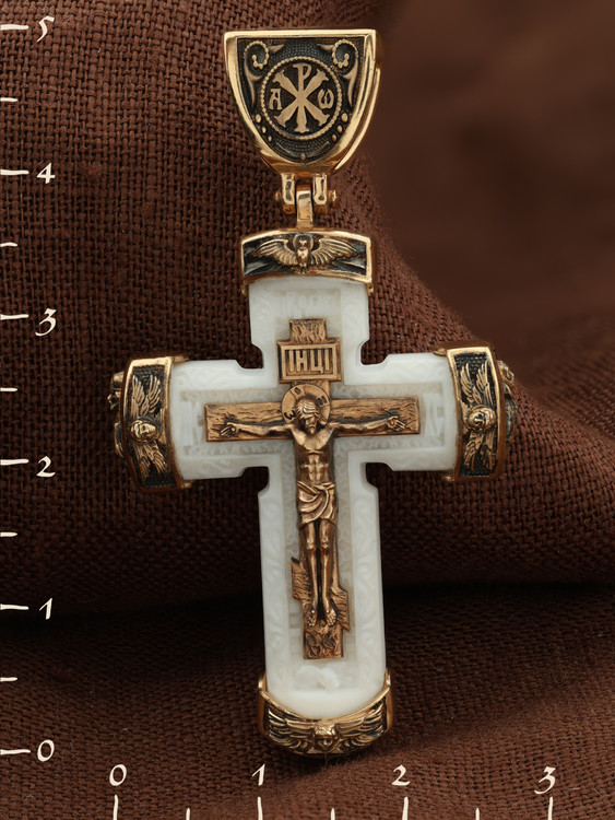 Крест из золота c бивнем мамонта