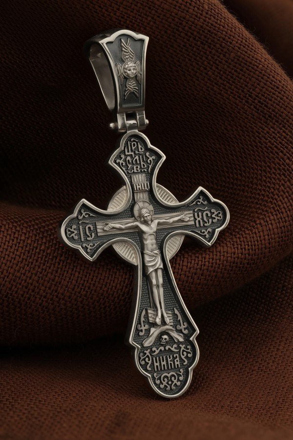 Крест из белого золота