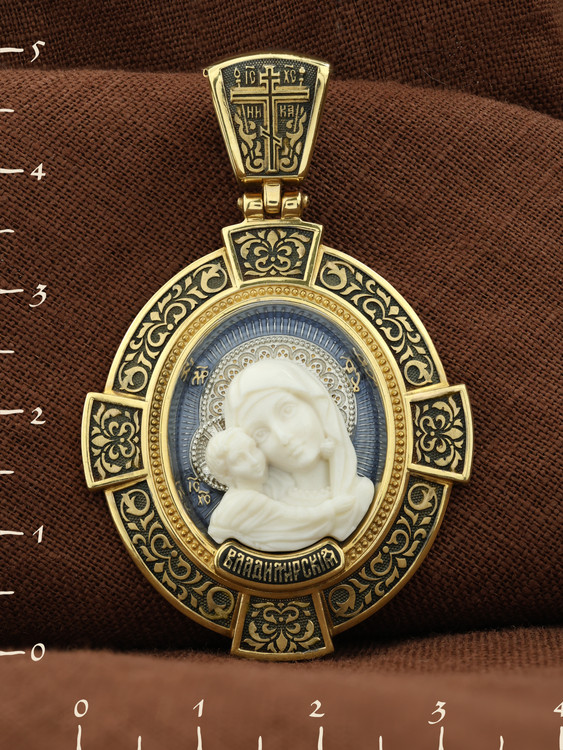 Образок из лимонного золота c эмалью и бивнем мамонта