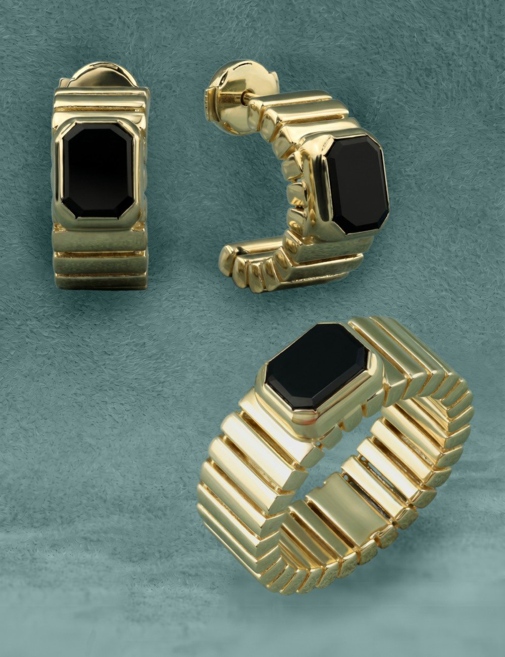 Серьги из лимонного золота c ониксом