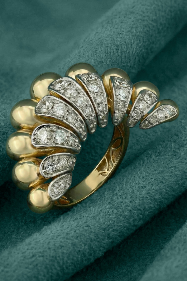 Кольцо из лимонного золота c бриллиантами