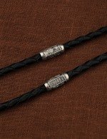 Гайтан из белого золота c кожаным шнурком