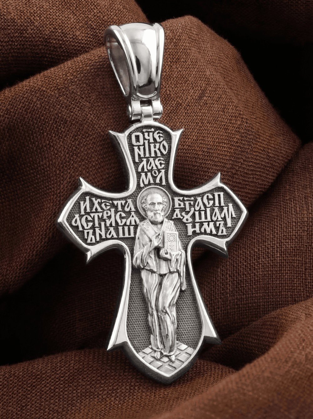 Крест из белого золота