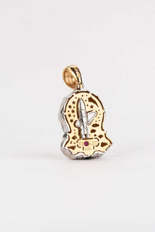 Подвеска из золота c эмалью, бриллиантами и рубином