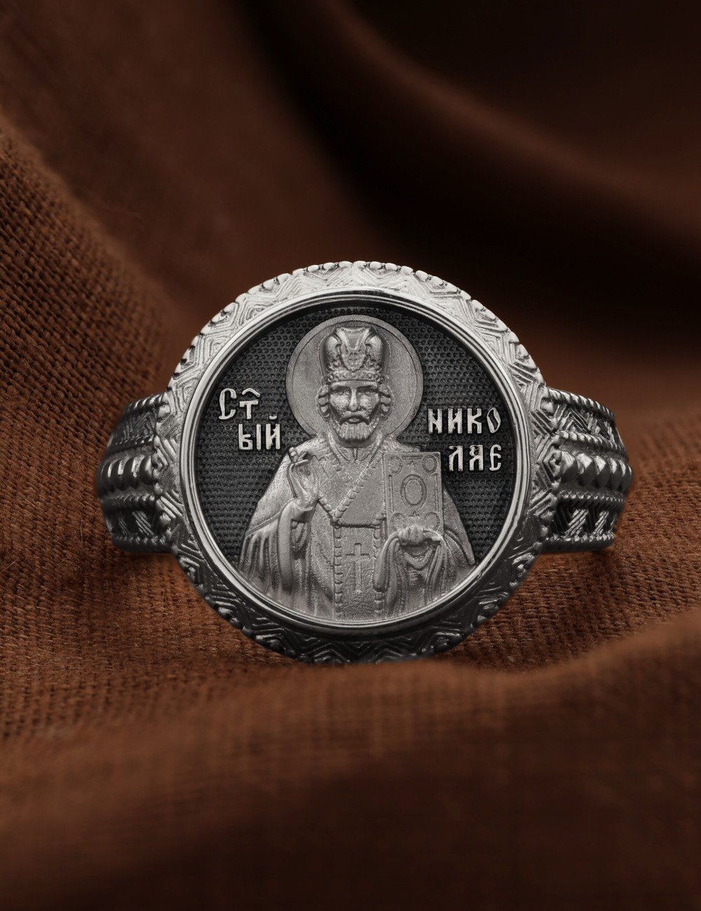 Кольцо из белого золота 585 пробы