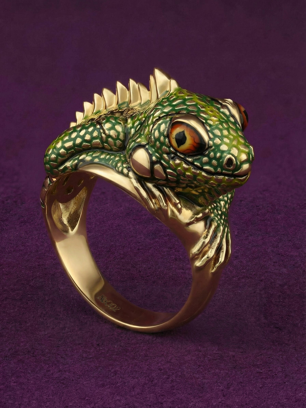 Кольцо из лимонного золота c эмалью и рубином