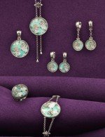 Колье из белого золота 585 пробы c бирюзой и перламутром
