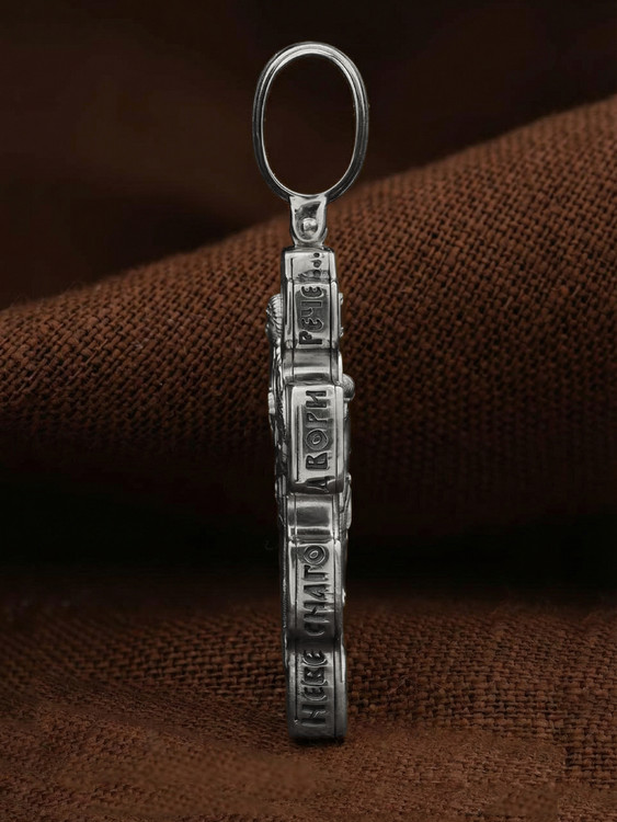 Крест из белого золота