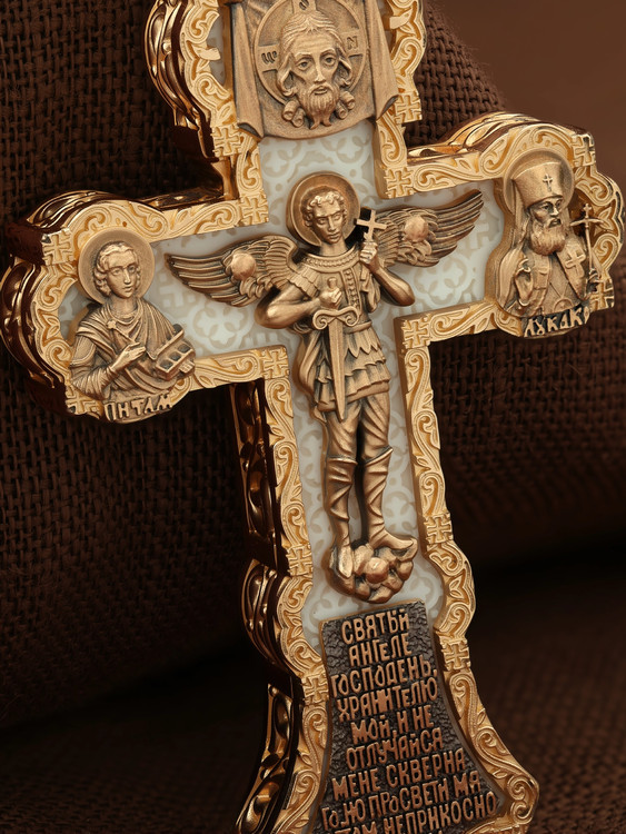 Крест из золота c бивнем мамонта