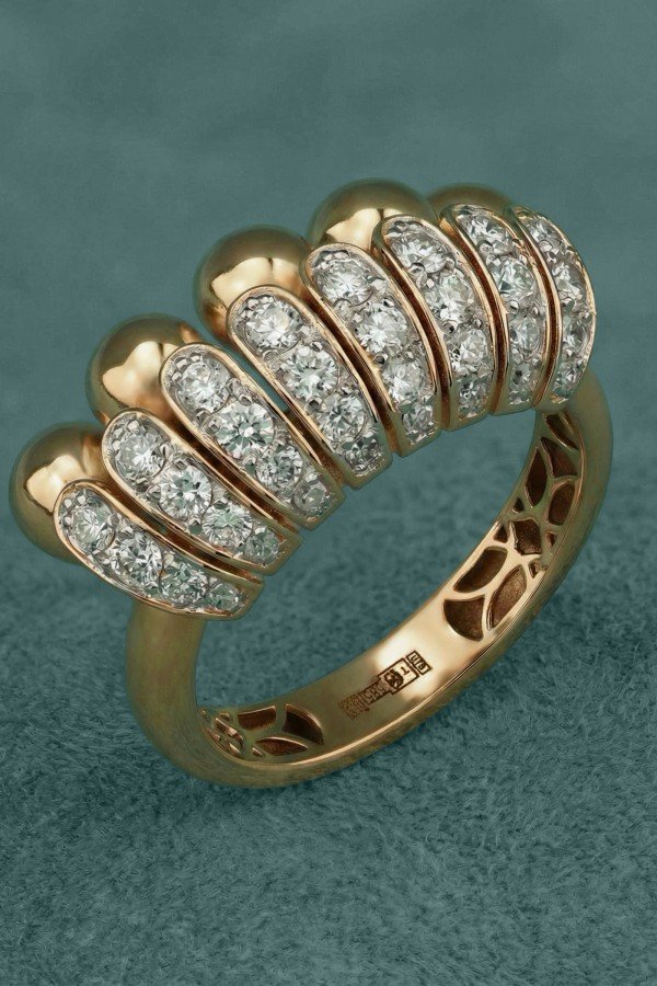 Кольцо из золота 585 пробы c бриллиантами