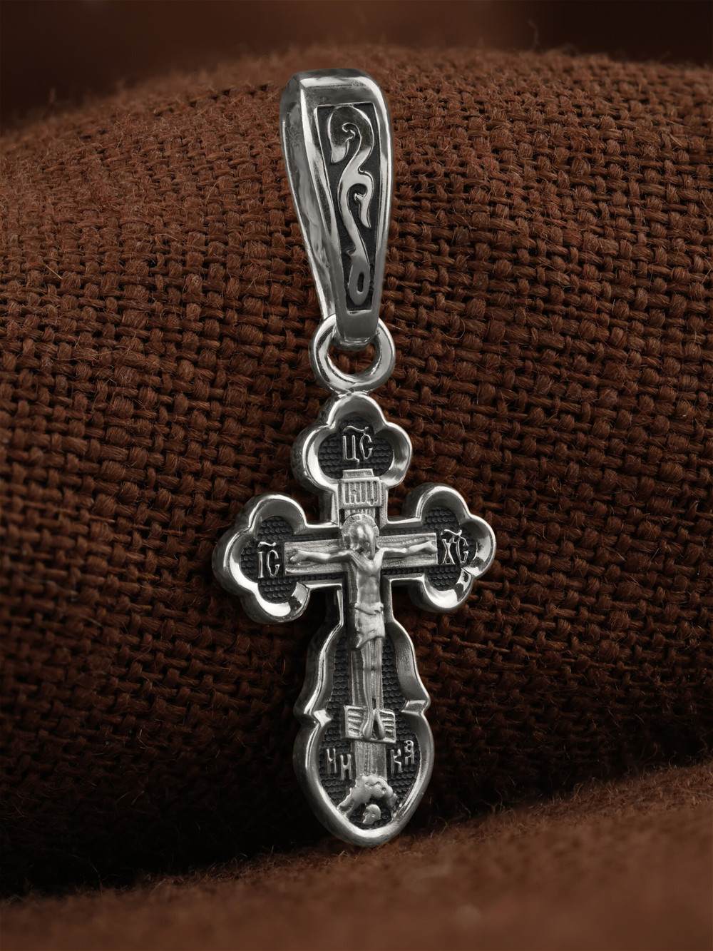 Крест из белого золота