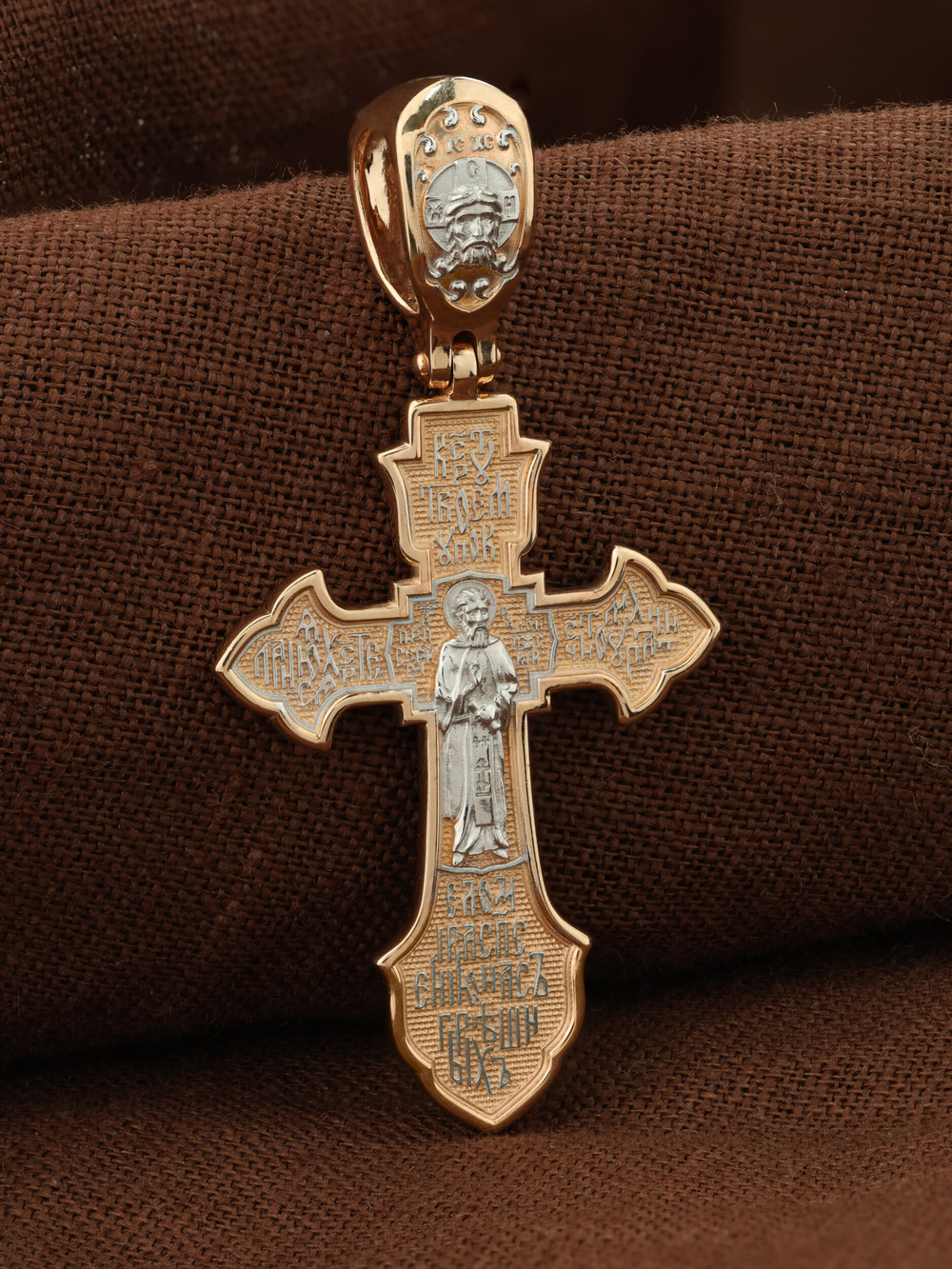 Крест из золота
