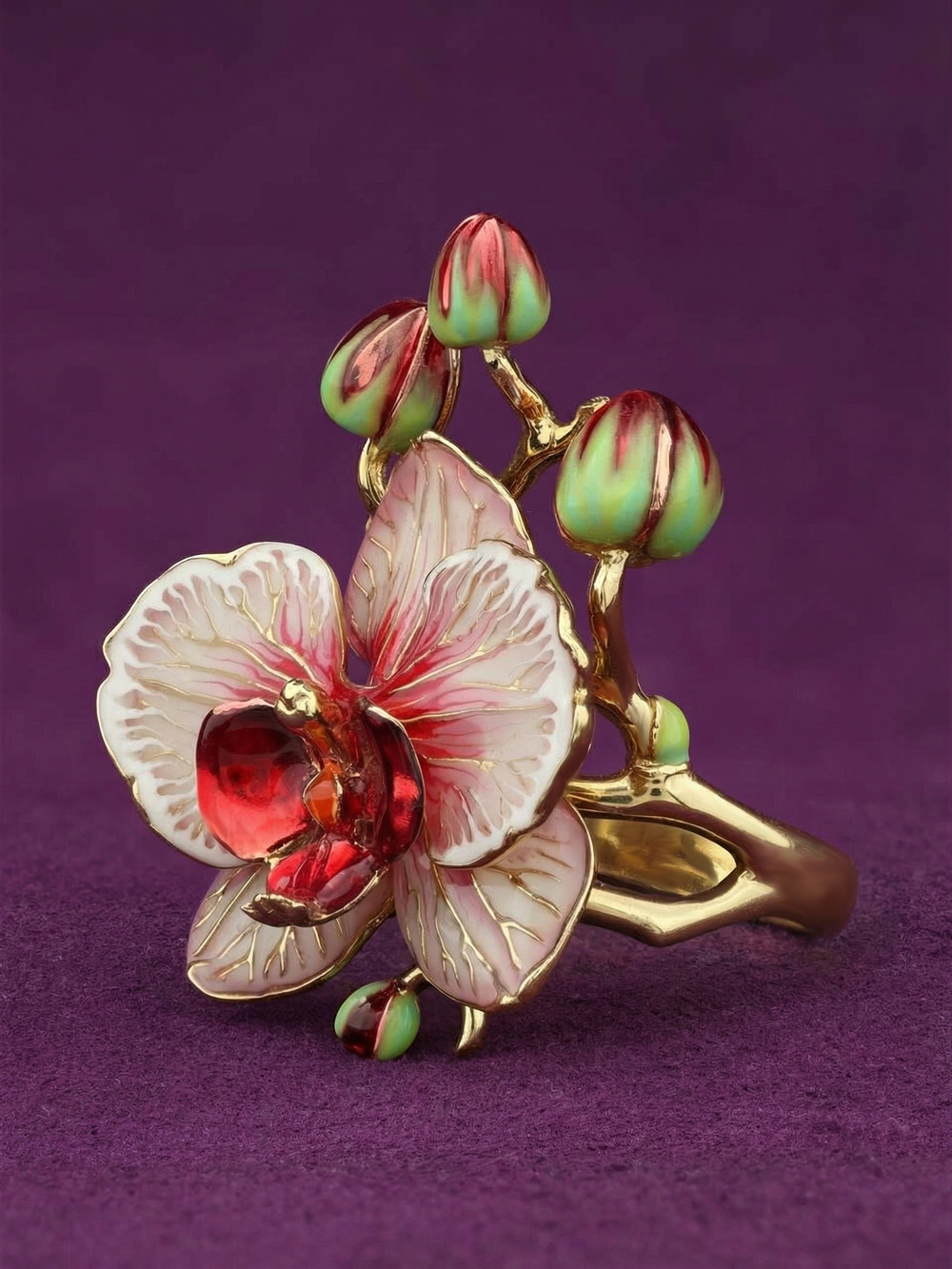 Кольцо из лимонного золота c эмалью