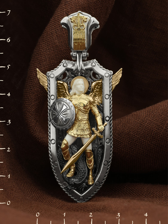 Образок из белого золота c эмалью и бивнем мамонта