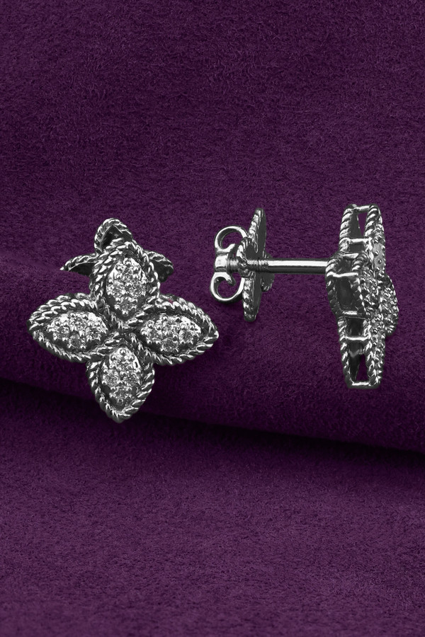 Серьги из белого золота c бриллиантами