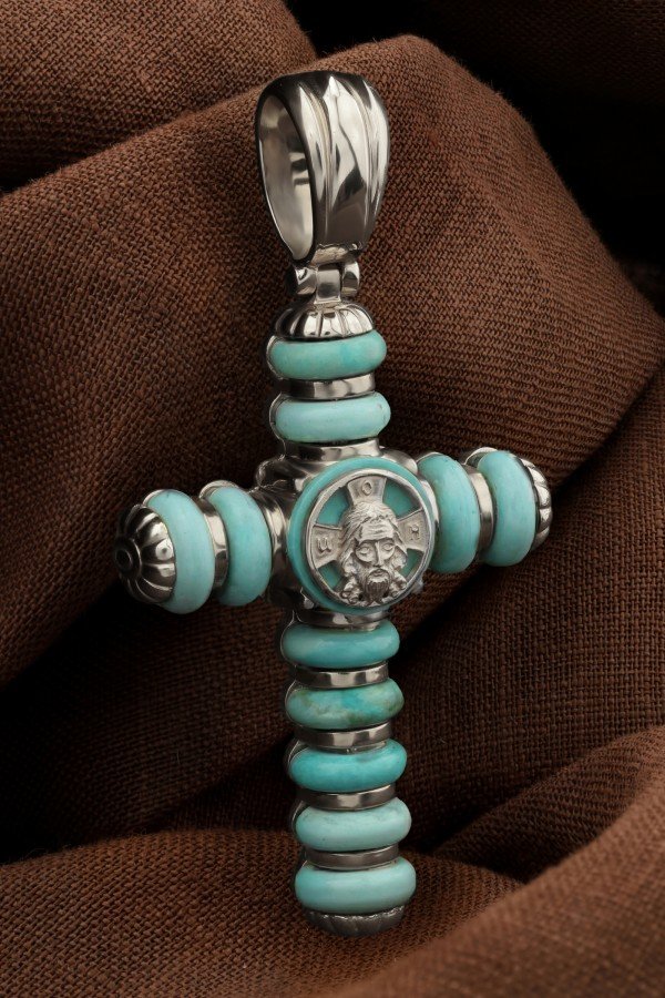 Крест из белого золота c бирюзой