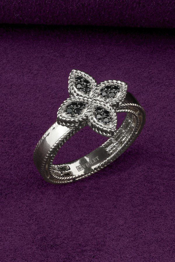 Кольцо из белого золота 585 пробы c бриллиантами