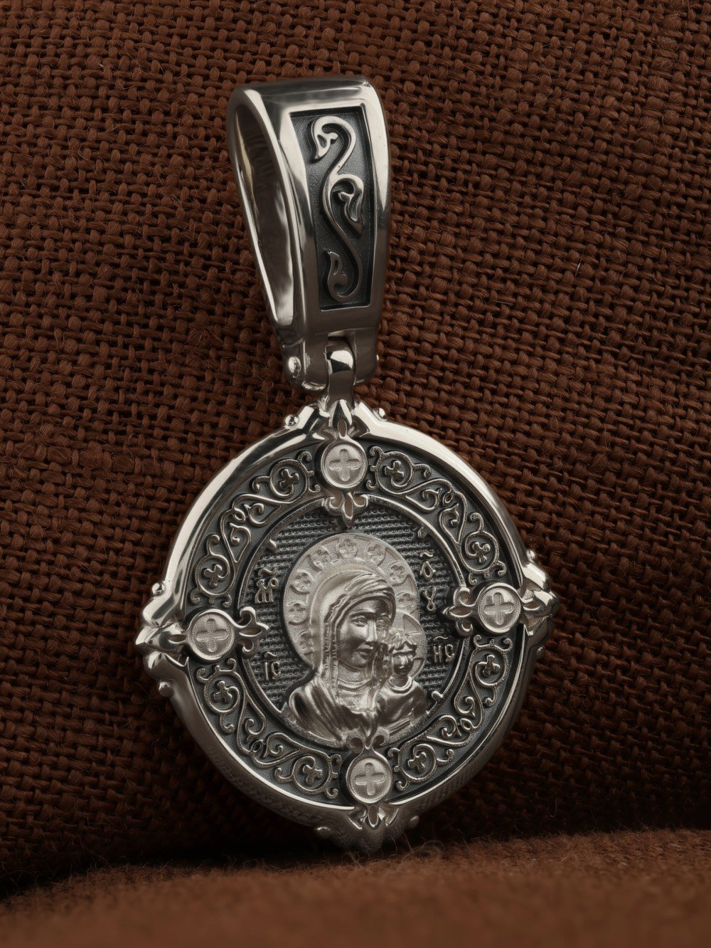 Образок из белого золота