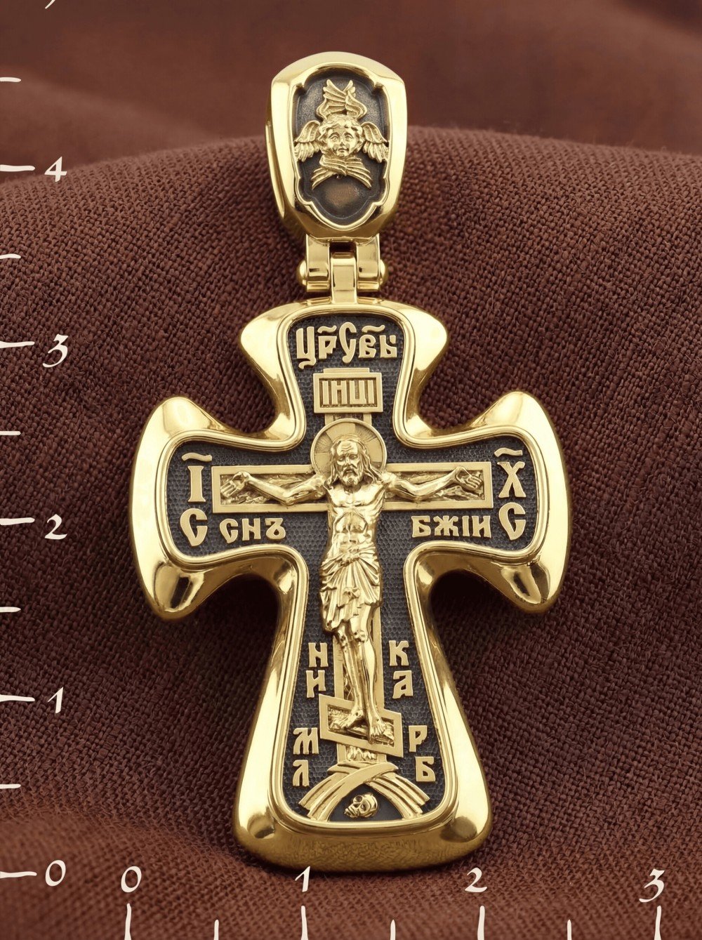 Крест из лимонного золота