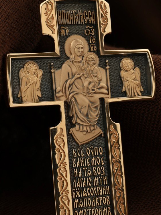 Крест из золота