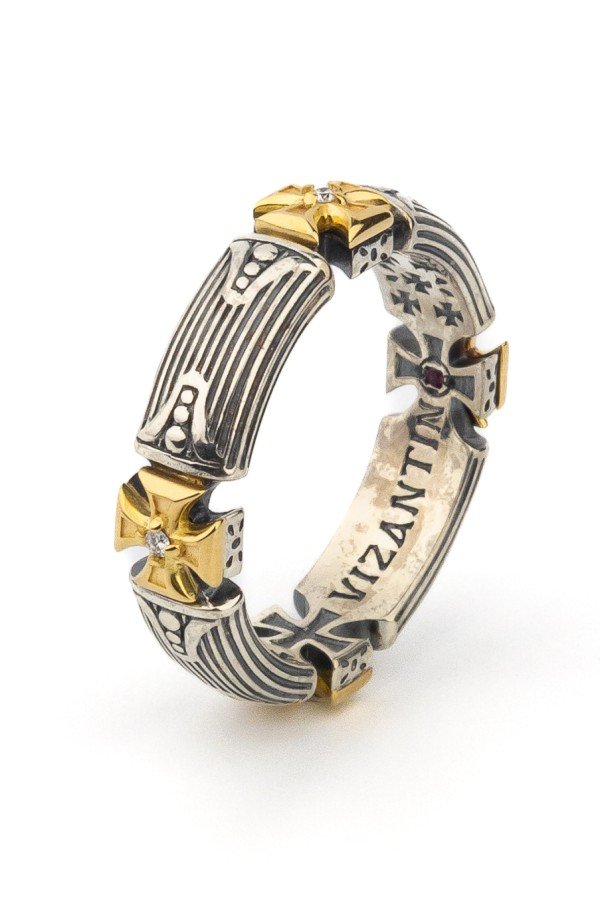 Кольцо из серебра и золота c бриллиантами и рубином