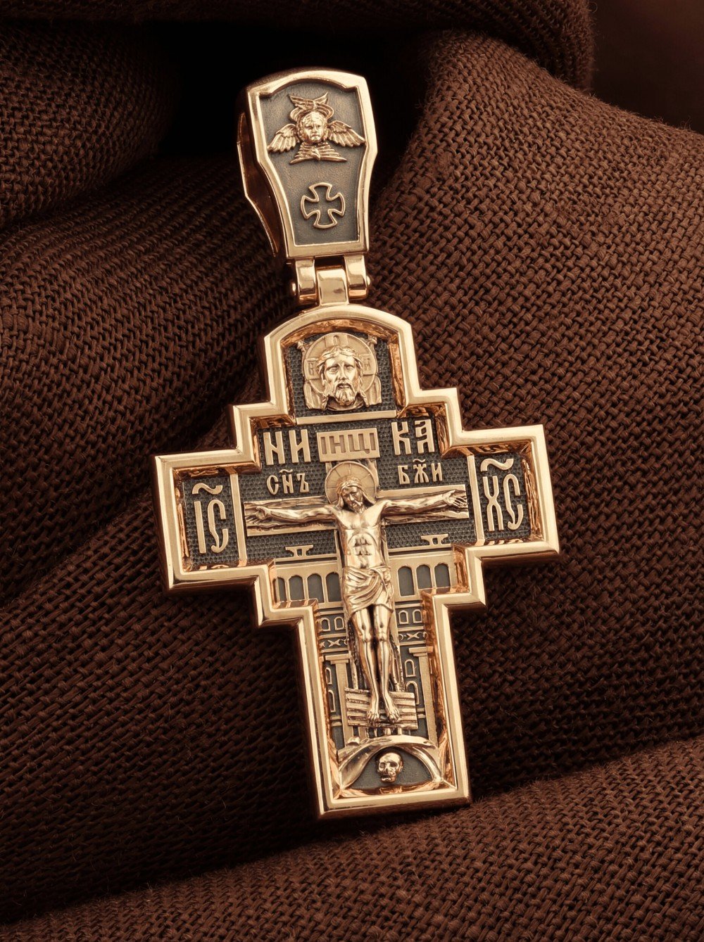 Крест из золота